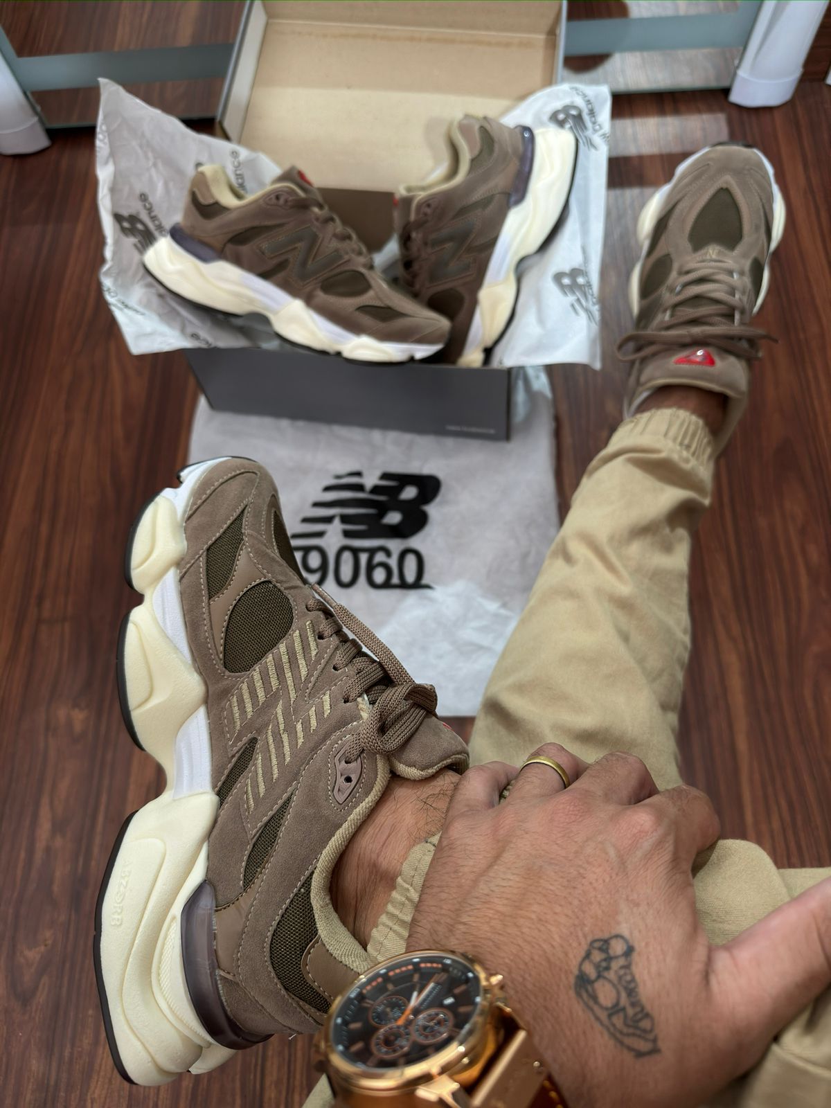 Tênis New Balance 9060 Premium