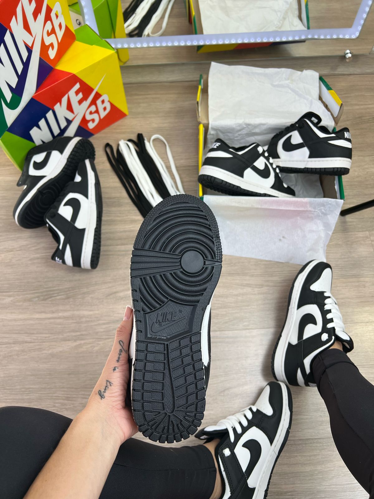 Tênis Nike Dunk SB Branco Preto Premium